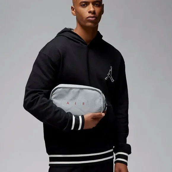 Jordan Travel Dopp Kit Clutch Bag Toiletries Jumpman Zipper Tan